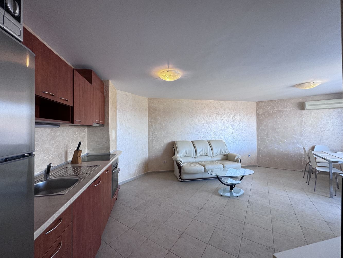 Spacious apartment with one bedroom in a complex with a swimming pool in Ravda – an excellent choice for living or investment