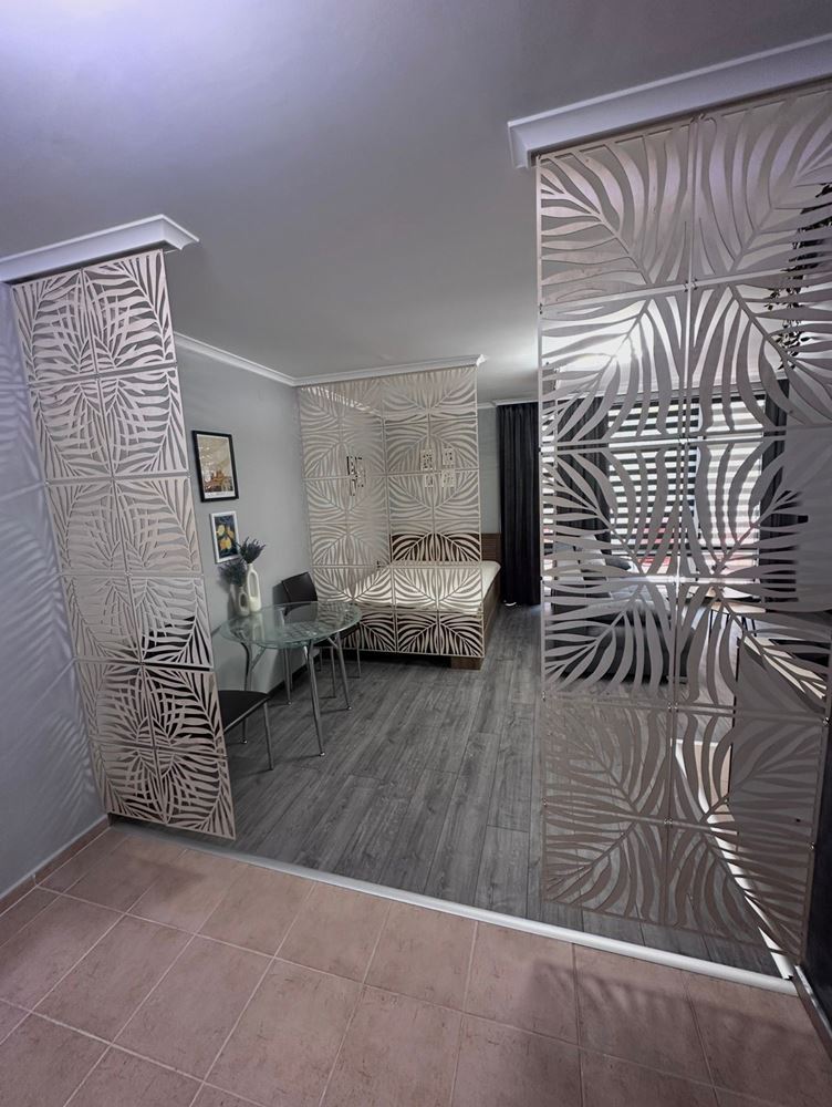 One-bedroom apartment with partial sea view in St. Vlas – furnished, renovated, in a luxury gated complex