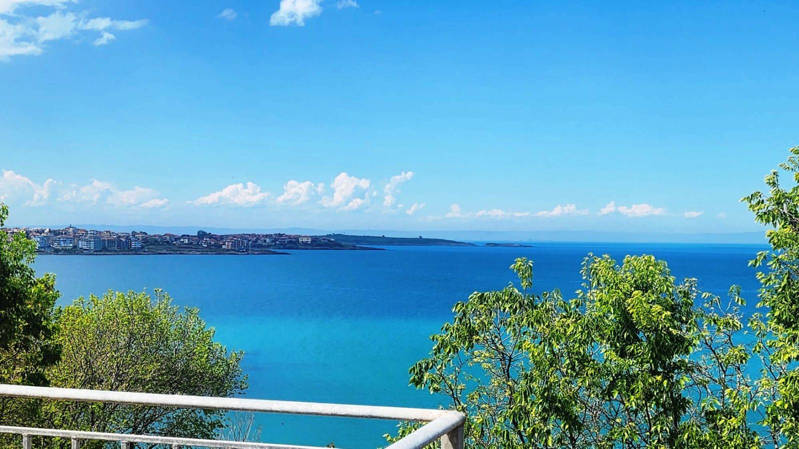Maisonette on the first line to the sea in Sozopol with panoramic views and a boutique location