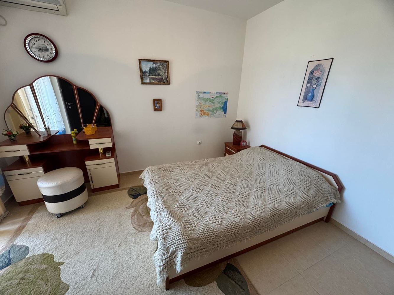 One-Bedroom Apartment 200 m from the Sea in Pomorie – Comfort, Location and Functionality