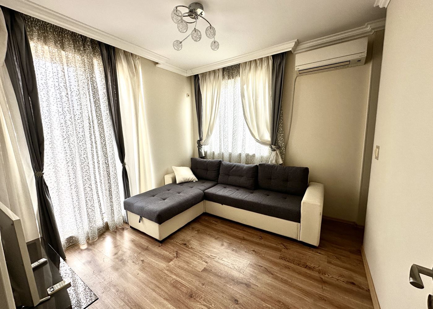Spacious Two-Bedroom Apartment with Sea Panorama in Ravda