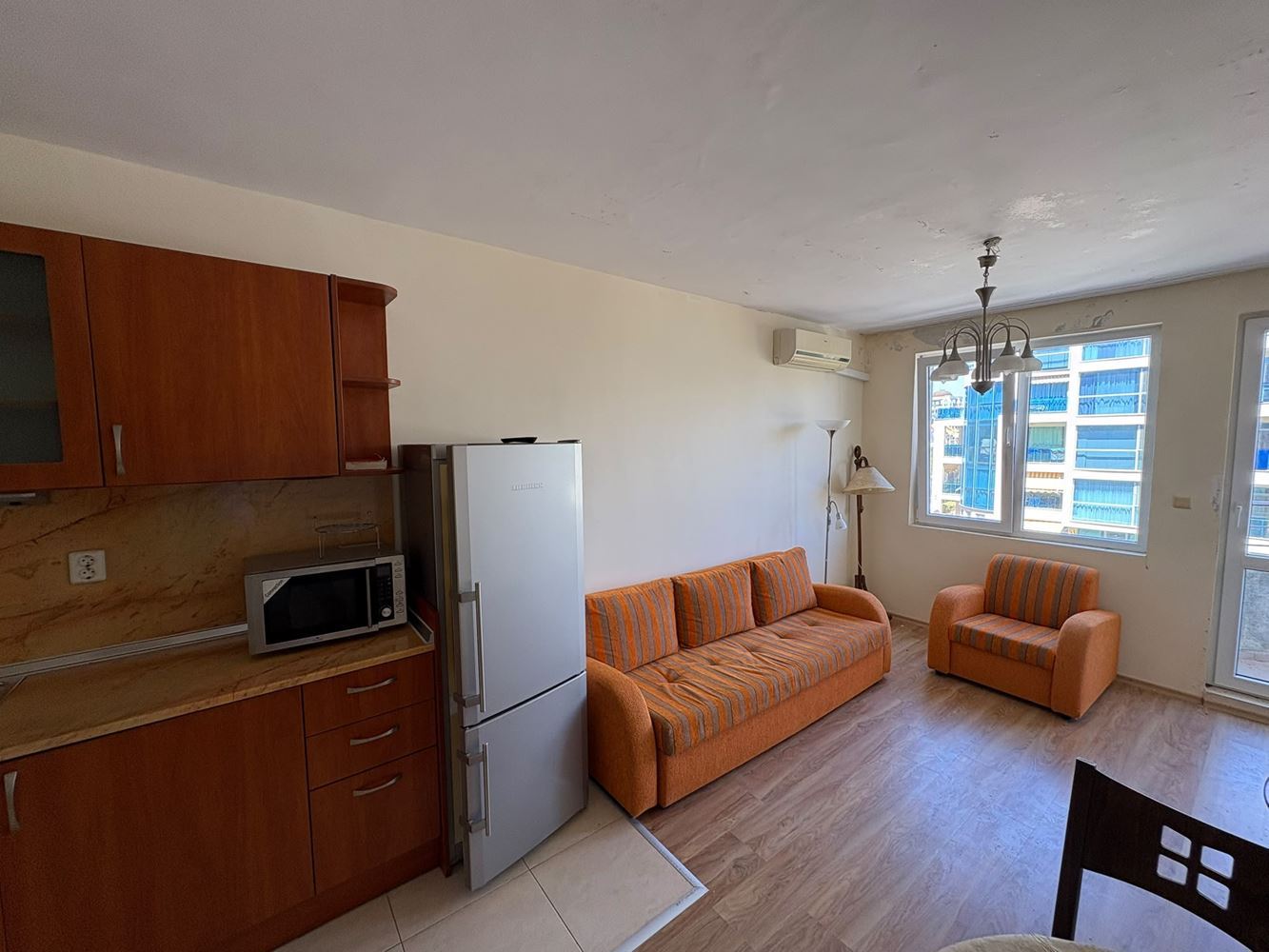 Pomorie 300 m from the Sea – Furnished One-Bedroom Apartment in a Complex with a Swimming Pool