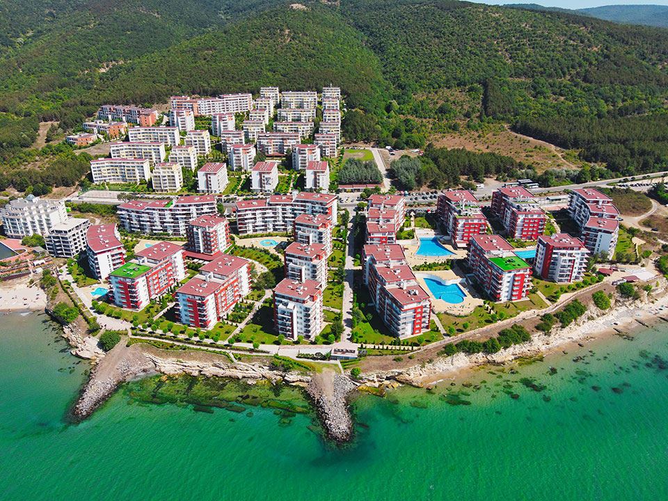 Wonderful One-Bedroom Apartment in Sveti Vlas with Sea View – Excellent Investment Just Steps from the Beach