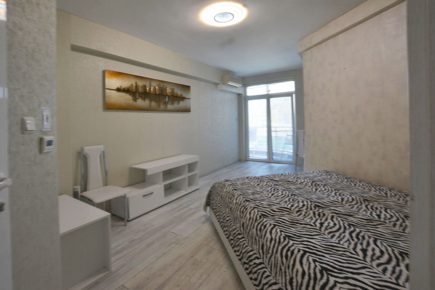 Luxury two-bedroom apartment with sea view on the first line in Ravda – 114 m², two terraces, and full comfort
