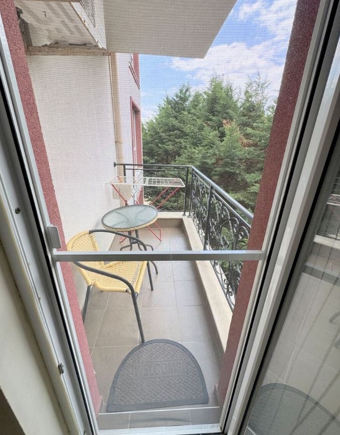 Sea Comfort and Coziness in a Stylish One-Bedroom Apartment in Ravda