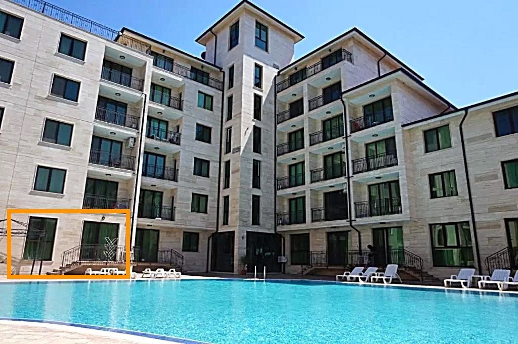 One-bedroom apartment in the center of Sunny Beach – furnished, ground floor with excellent location