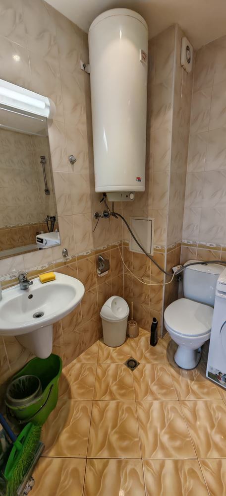 Furnished one-bedroom apartment with partial sea view and excellent infrastructure