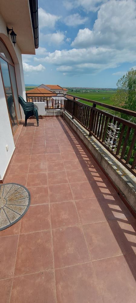 One-bedroom apartment with panoramic sea view in Aheloy – comfort, space and tranquility