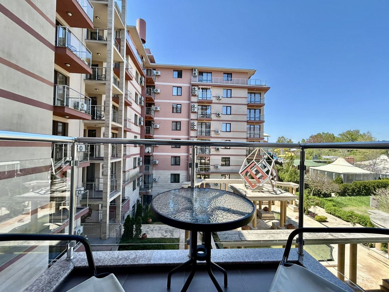 Exclusive offer: stunning studio in a prestigious complex in Sunny Beach – excellent investment and holiday home