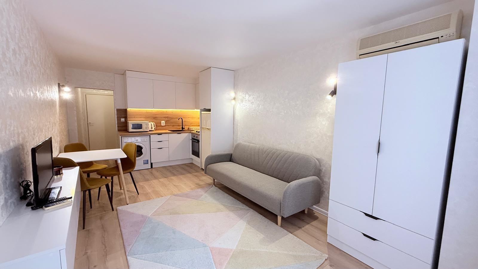 Stylish Studio in Sveti Vlas – 200 m from the Sea, with a Swimming Pool and Ready to Move In