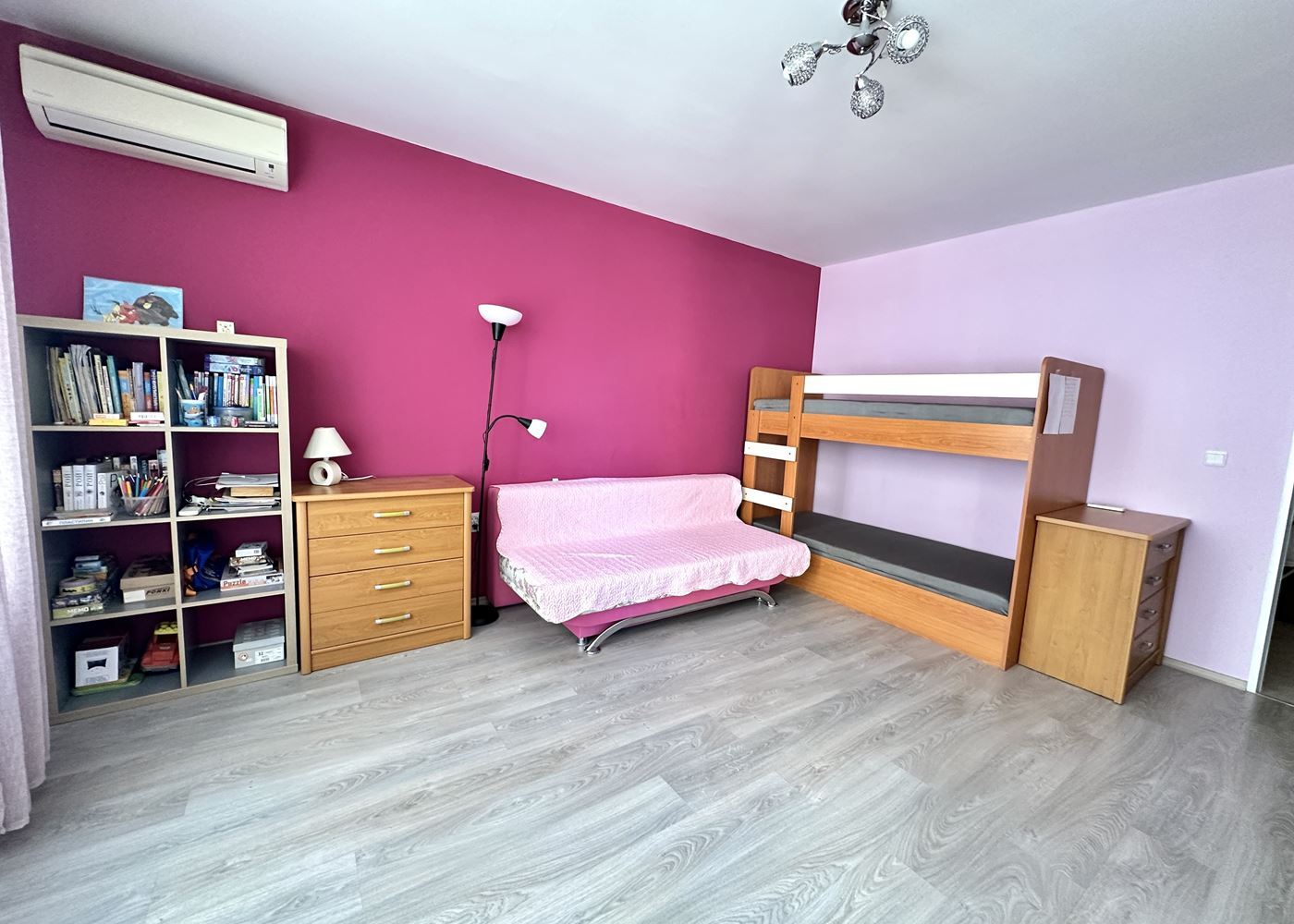 One-Bedroom Apartment 100 m from the Beach in Pomorie – Comfort, Convenience, and Sea View