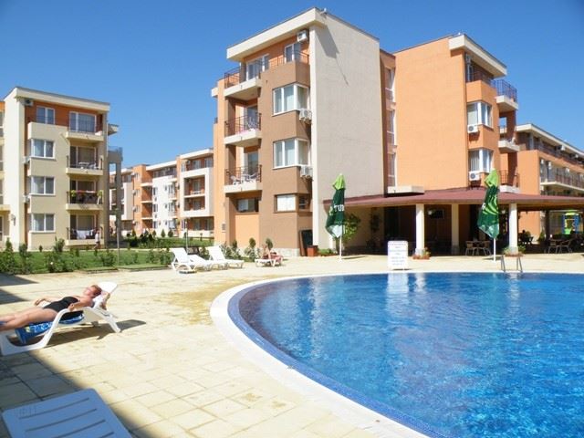 Fully Furnished One-Bedroom Apartment on the Top Floor in Sunny Beach – Pool View and Luxurious Atmosphere