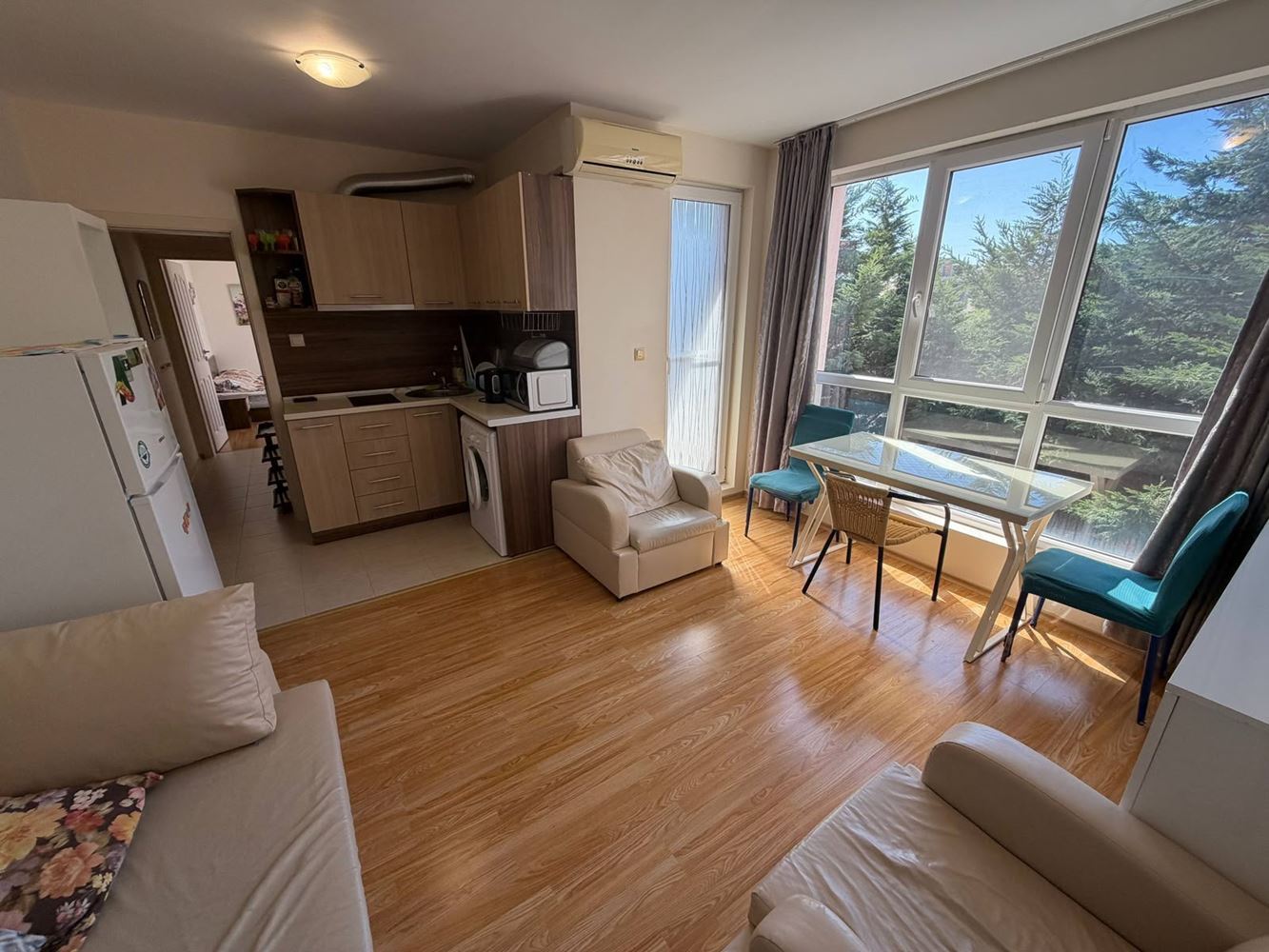 One-Bedroom Apartment in the Heart of Ravda – Cozy Home with a View of Greenery
