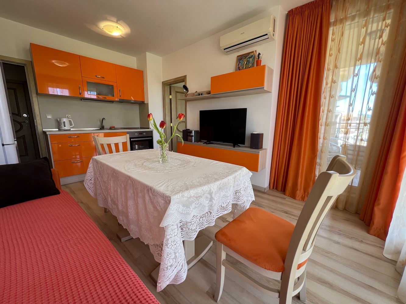 Sunny one-bedroom apartment in Sunny Beach – fully furnished, with an excellent location close to the beach