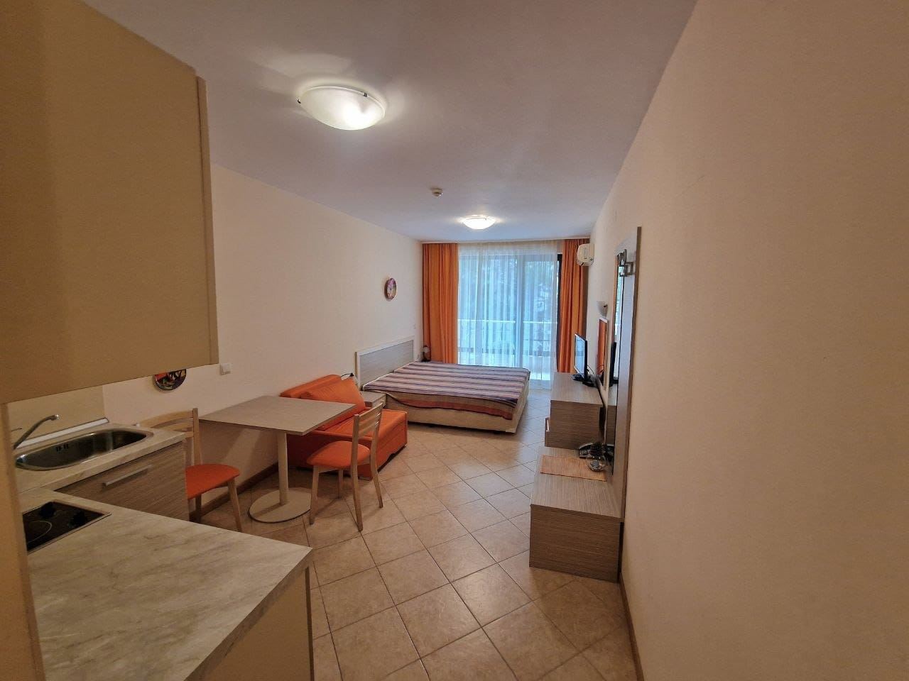 Seaside Comfort and Resort Atmosphere – Studio with Excellent Amenities in Sunny Beach