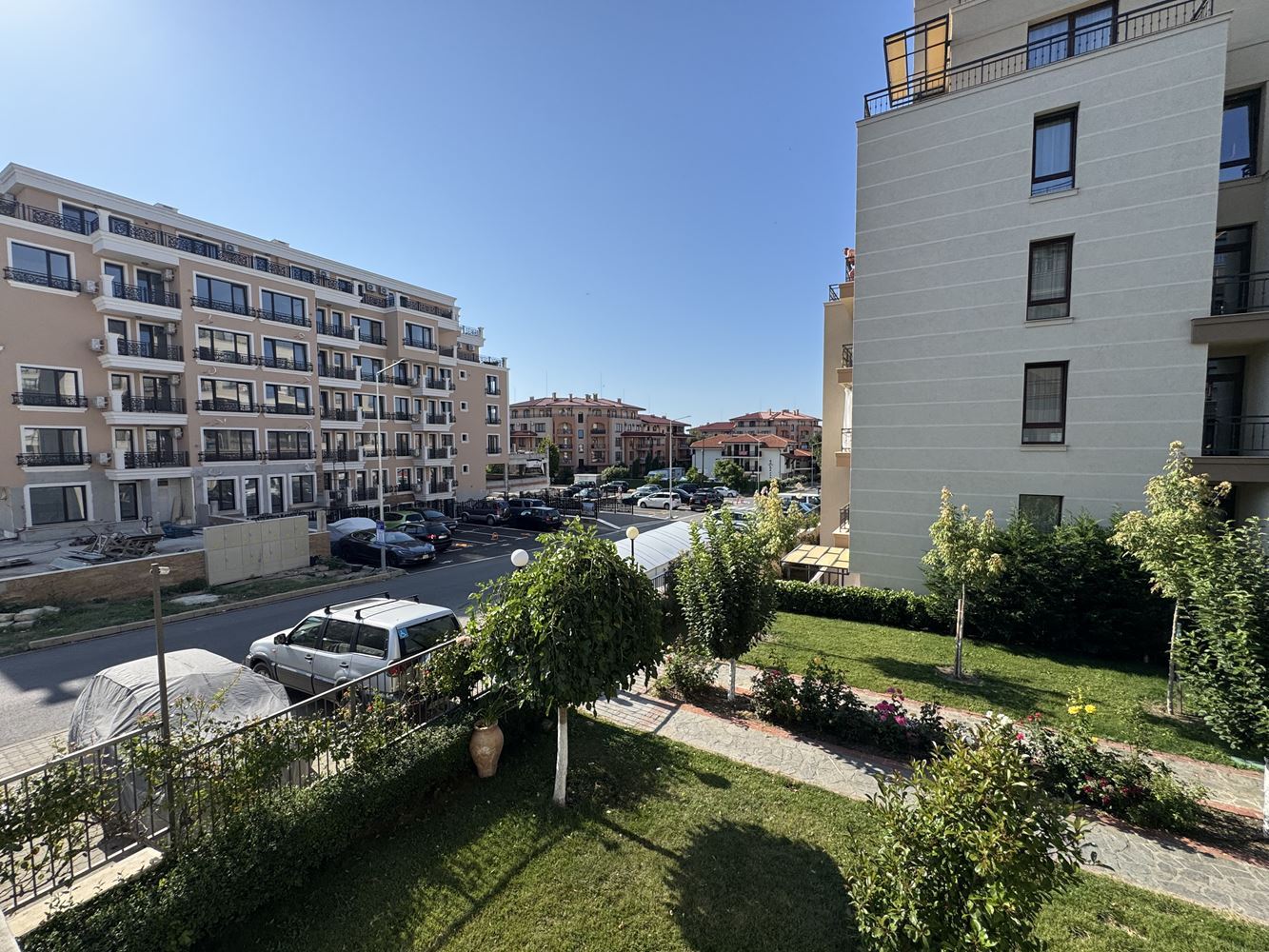 One-bedroom apartment in a modern complex in Sveti Vlas – a cosy property ready to move in