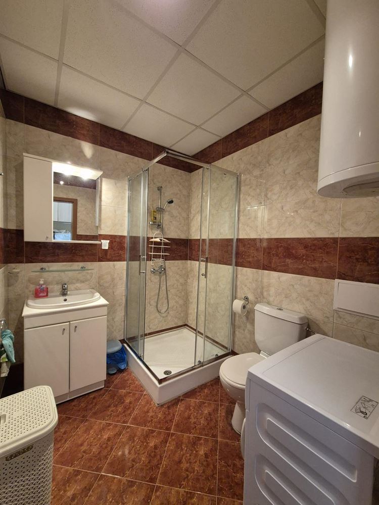 Compact Apartment on the First Line to the Sea with Excellent Investment Potential in Elenite