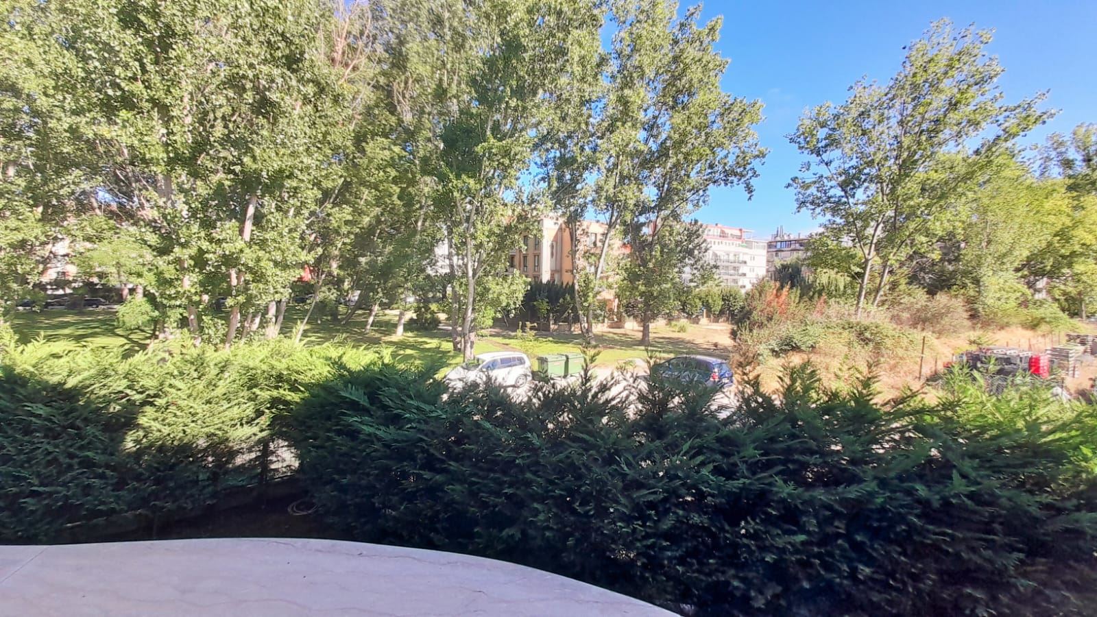 One-bedroom apartment in Sunny Beach – new complex, stylish furnishings and a peaceful green environment