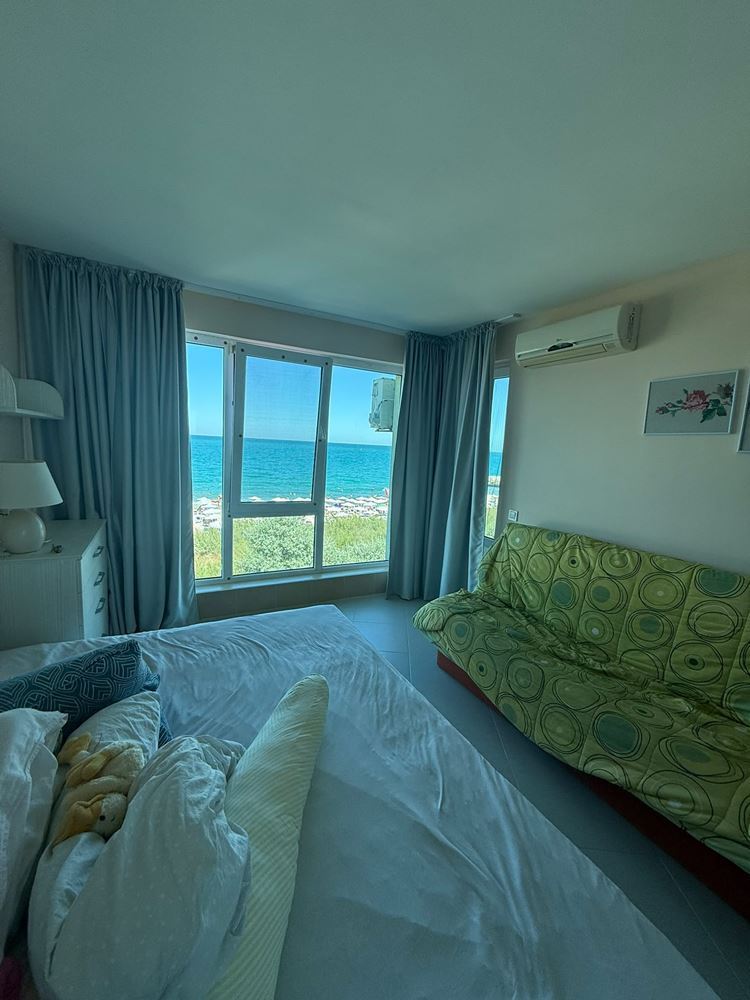 Front Sea View – Spacious One-Bedroom Apartment on the First Line in Pomorie