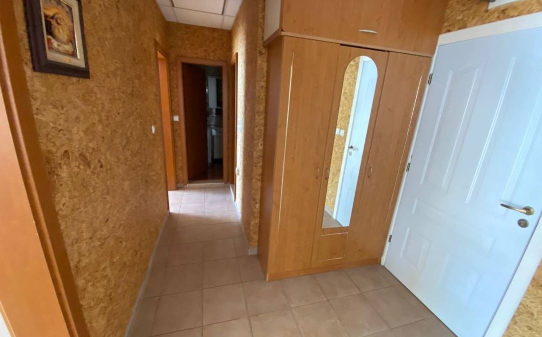 Two-bedroom apartment with sea view on the first line in Elenite – comfort, nature, and tranquility