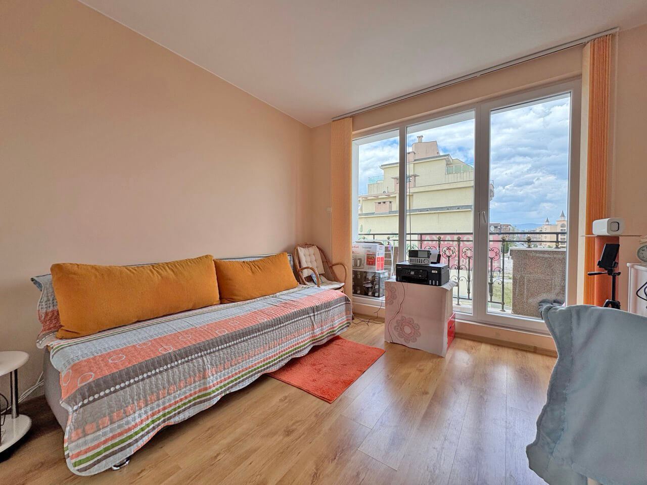 Furnished studio in Sunny Beach – an excellent investment in a complex with premium amenities and a wide range of services