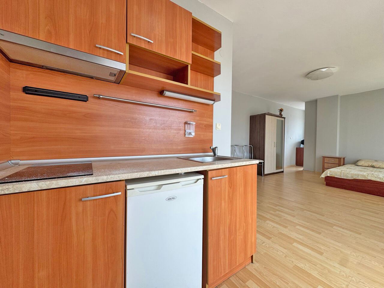 Panoramic one-bedroom apartment with large terrace and open view – Sunny Beach