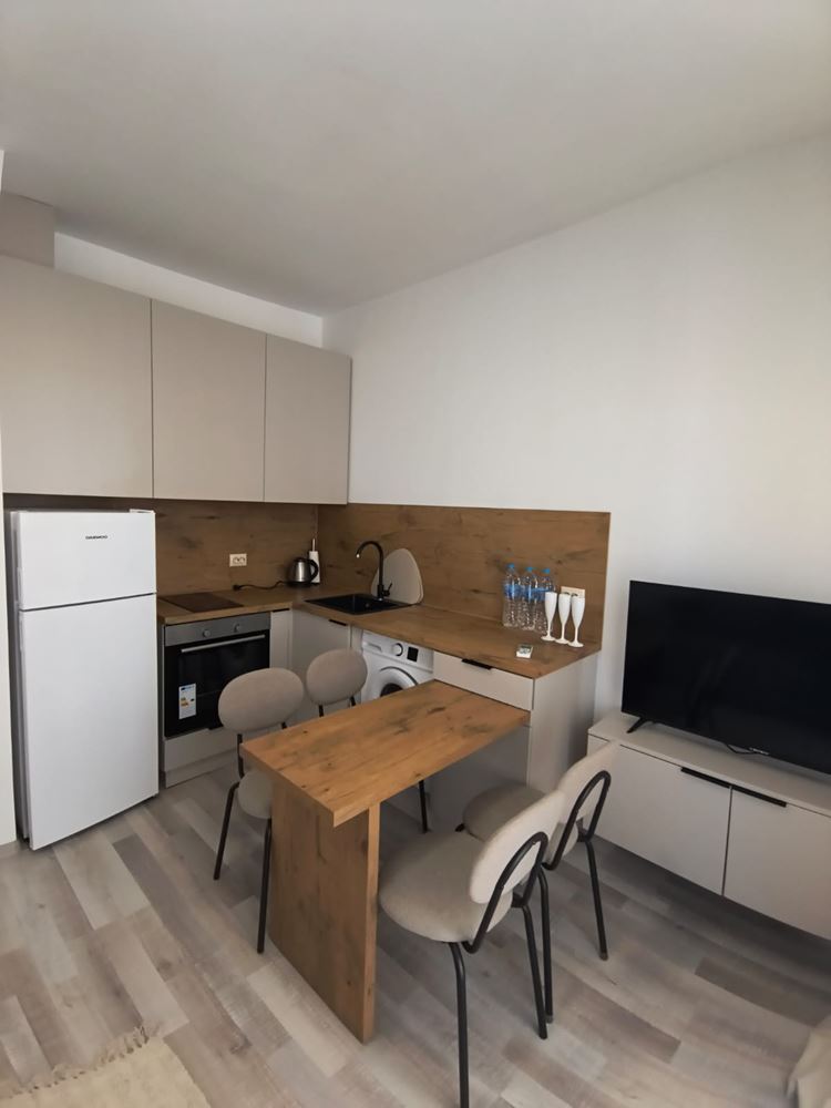 New one-bedroom apartment in Sveti Vlas – modern home without maintenance fee, ready for living