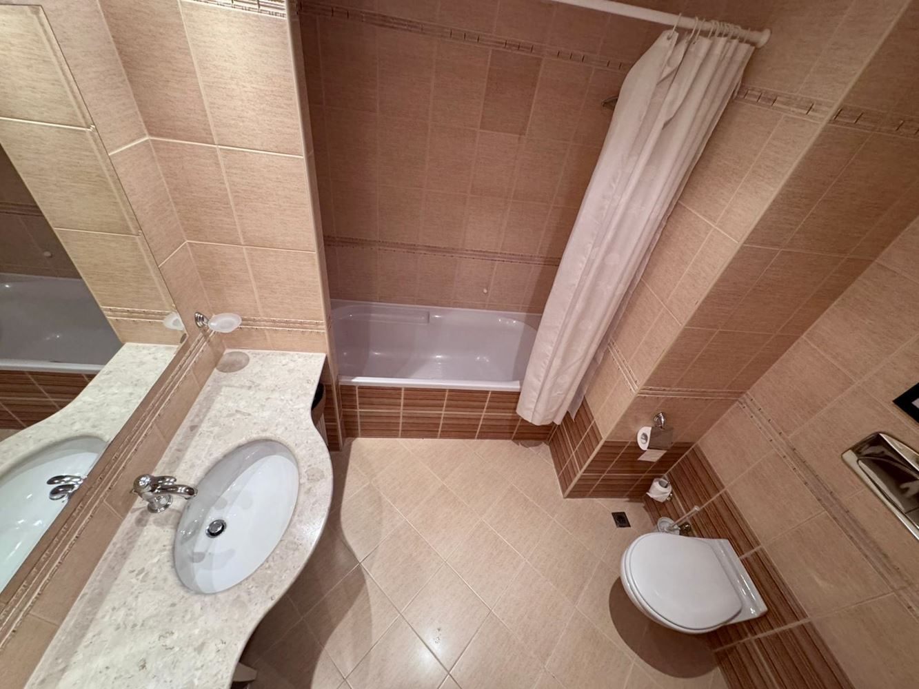 Luxury one-bedroom apartment in a prestigious first-line complex – comfort, style, and endless amenities