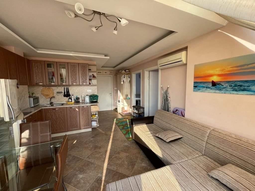 Panoramic two-bedroom apartment with sea view in Ravda – light, space and low maintenance fee