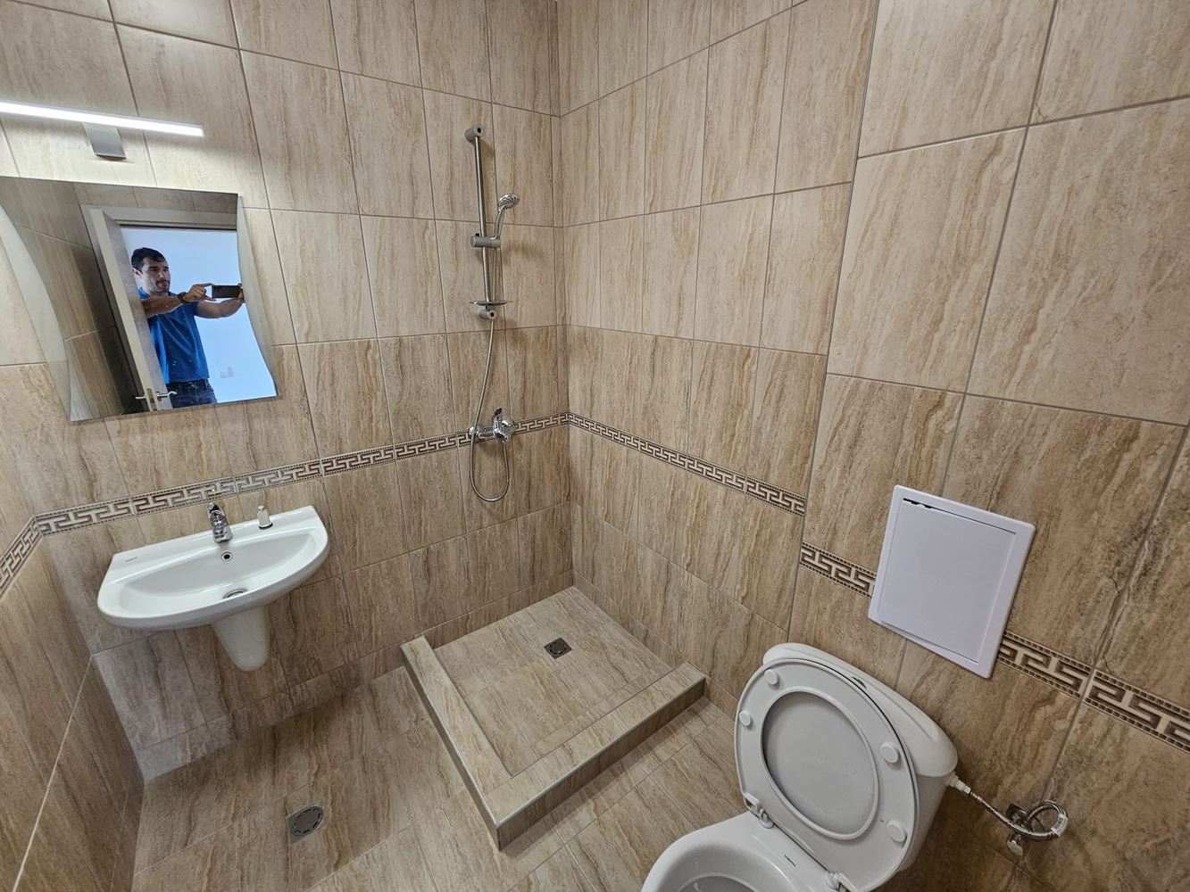 One-bedroom apartment with panoramic view in a peaceful complex near Aheloy