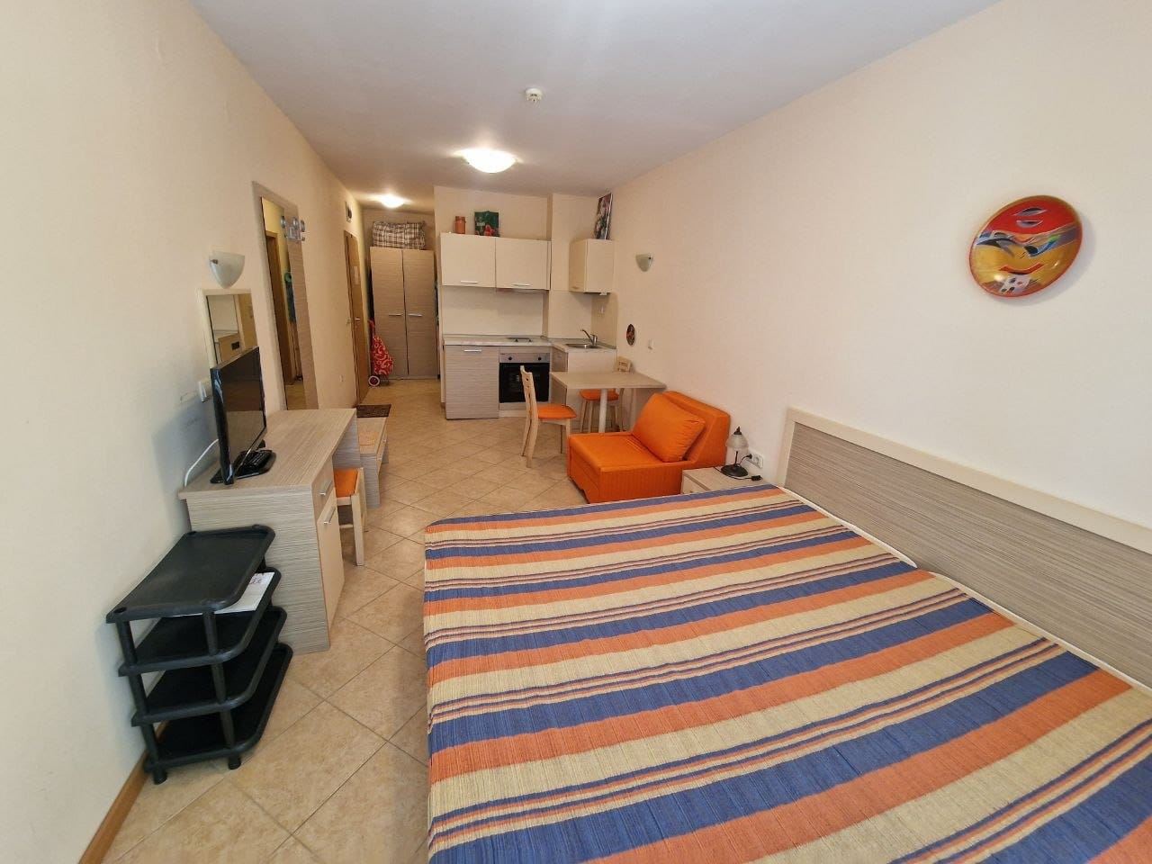 Seaside Comfort and Resort Atmosphere – Studio with Excellent Amenities in Sunny Beach
