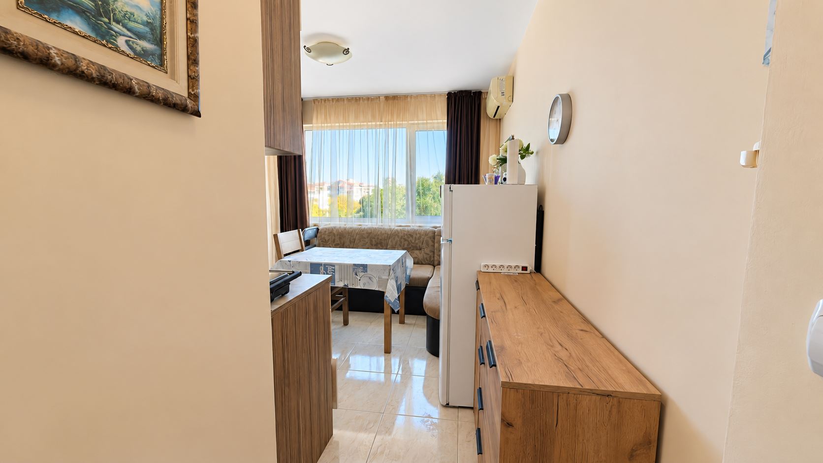 Cosy Small One-Bedroom Apartment in a Complex with a Swimming Pool and 24-Hour Security