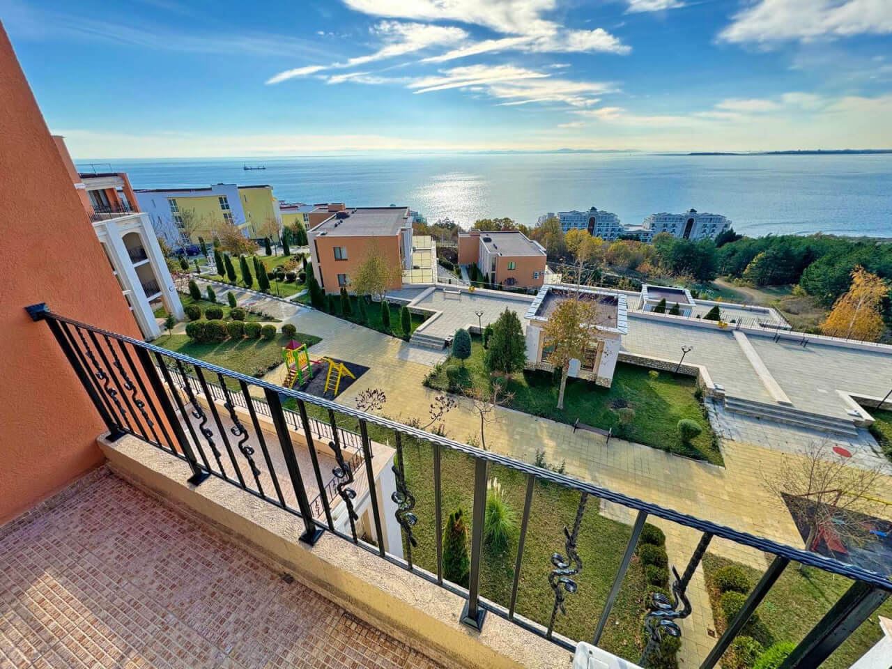 Spacious Two-Bedroom Apartment with Sea and Mountain Panorama – Ready to Move In