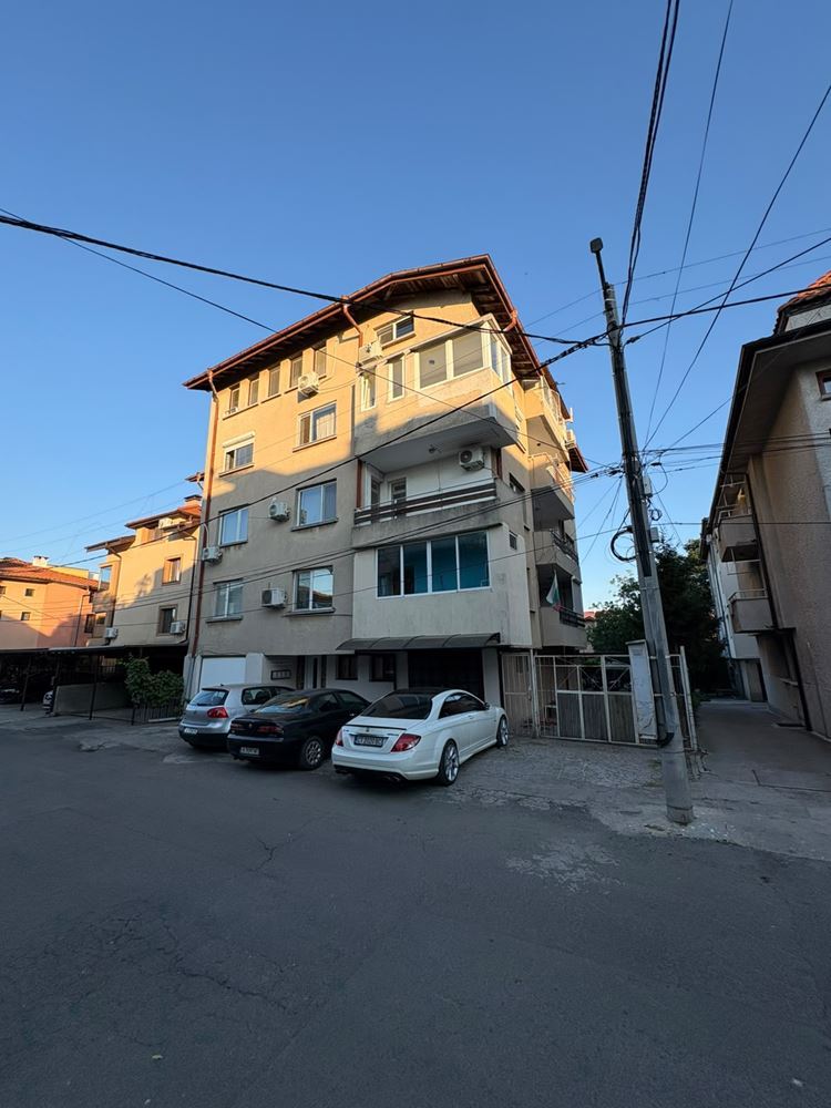 Furnished one-bedroom apartment 400 m from the sea in Sarafovo – no maintenance fee