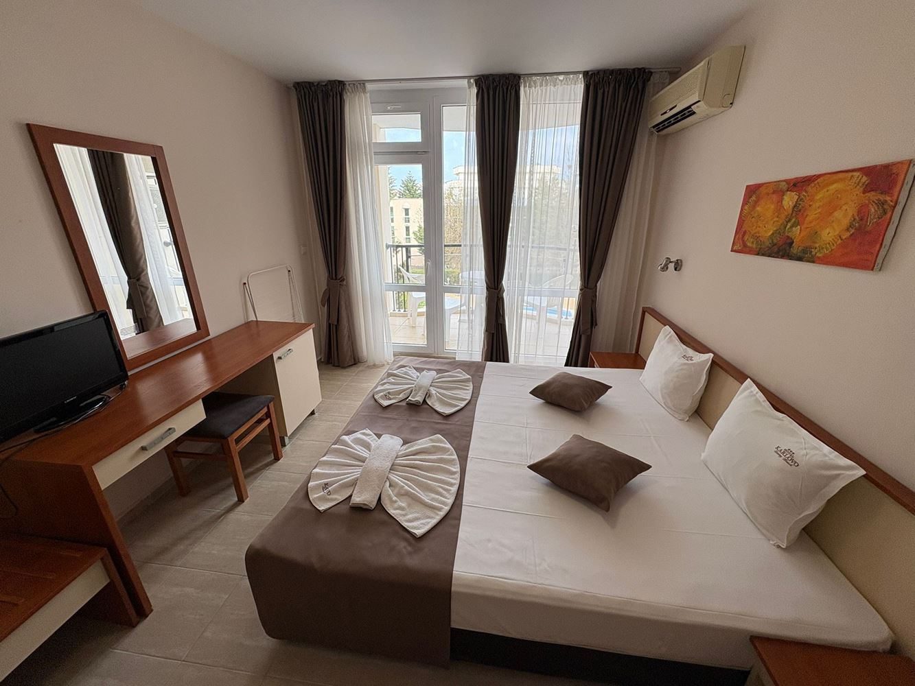 Two-Bedroom Apartment 300 Meters from the Beach in the Center of Sunny Beach