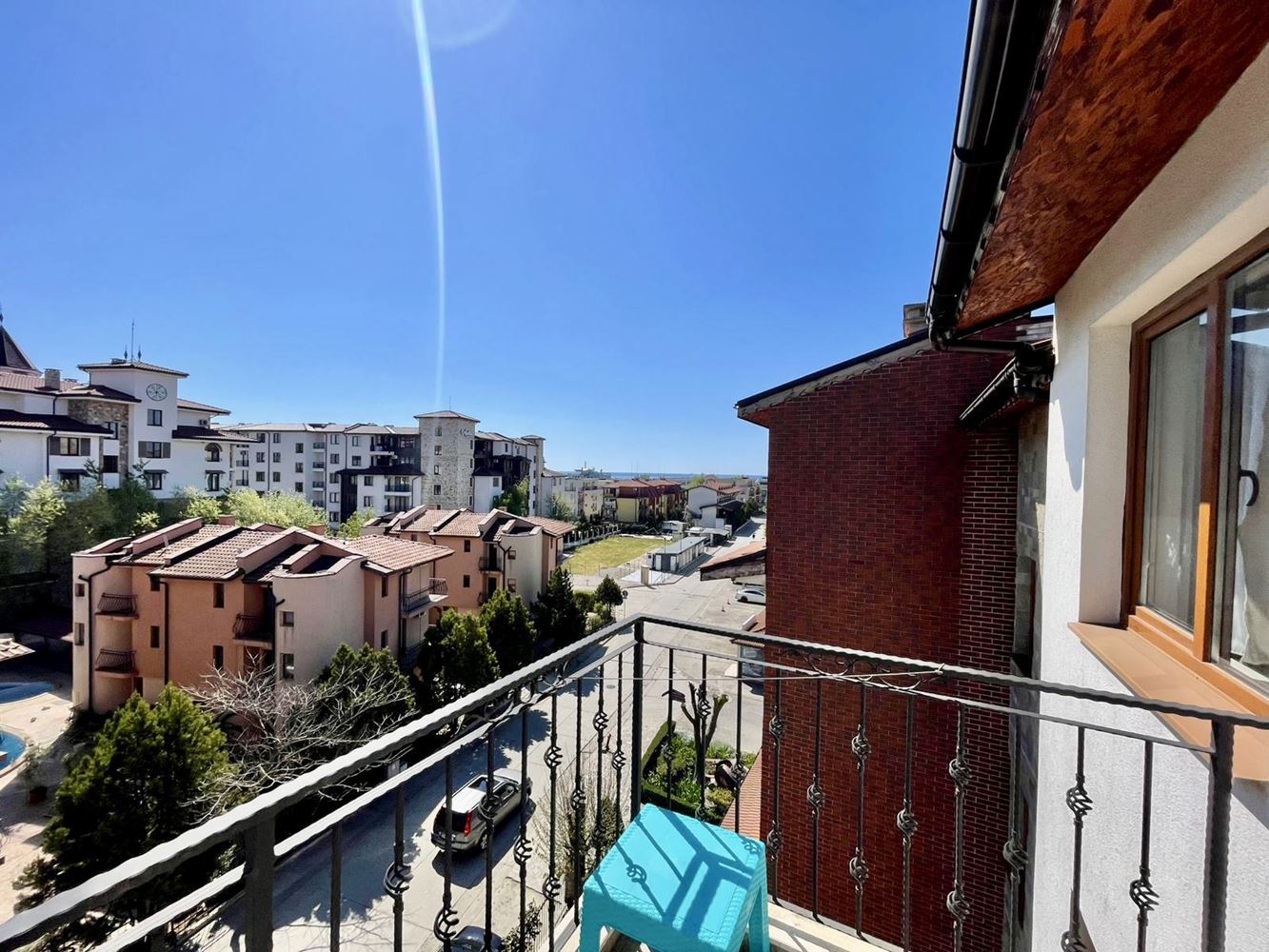 Studio with sea view in a prestigious complex between Nessebar and Ravda – excellent location and investment potential