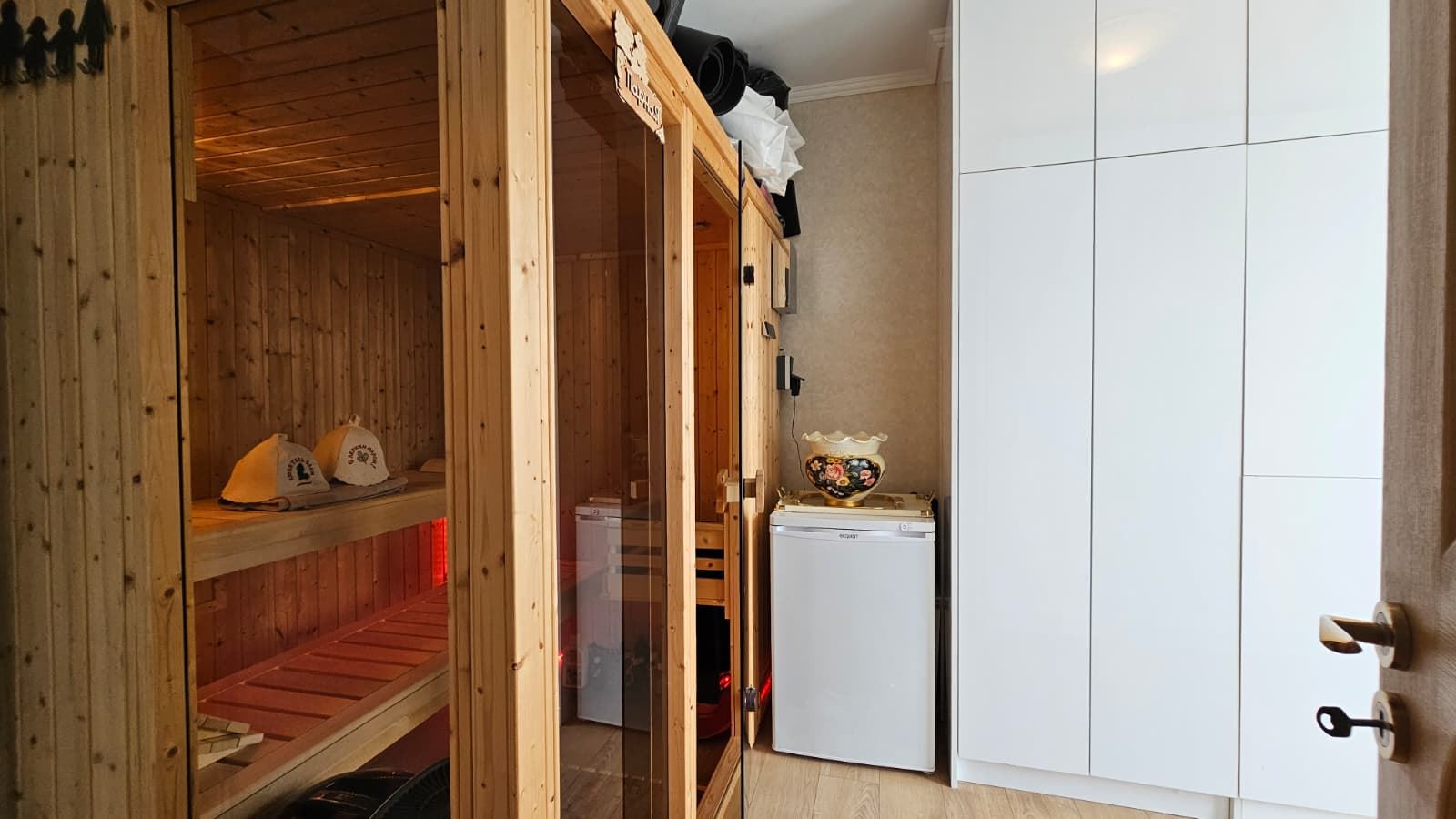 Spacious Penthouse with Panoramic Terrace and Sauna in a Modern Residential Complex in Sunny Beach