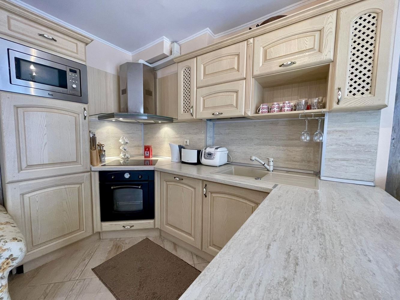 Luxury Maisonette with Garden in an Elite Complex – Comfort and Relaxation Near the Sea