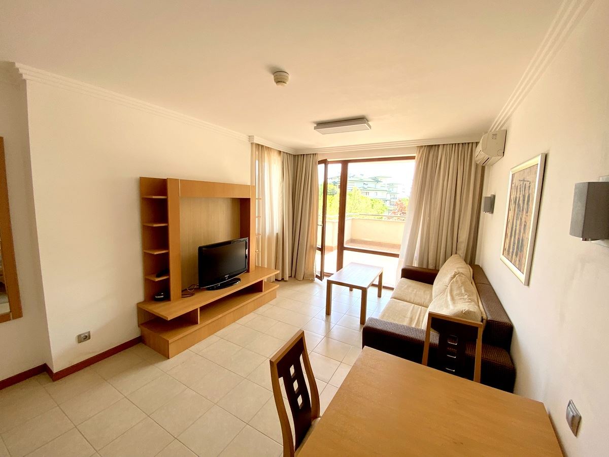 One-bedroom apartment on the first sea line in Ravda – luxury, nature, and impressive pool view