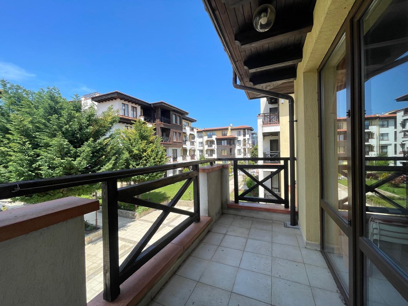 Dream home by the sea – two-bedroom apartment with an excellent location and amenities