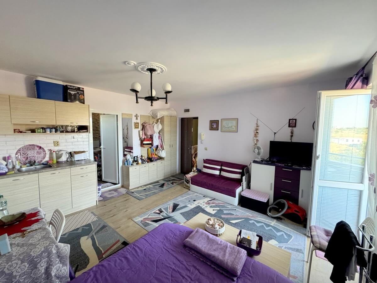 Stylishly furnished studio in Ravda with a low maintenance fee – close to the beach and all necessary amenities