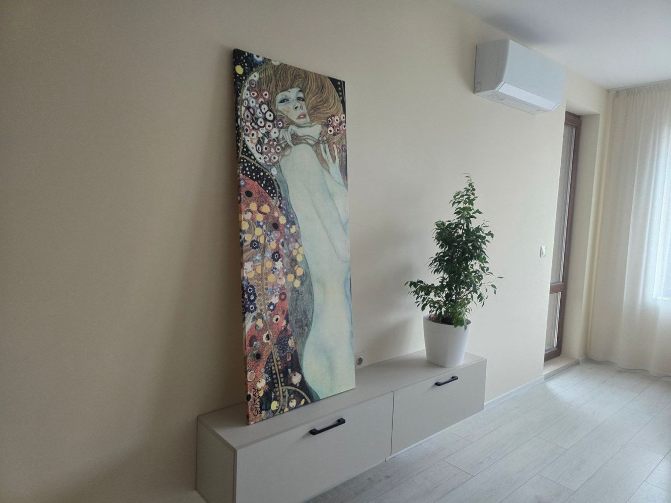 Brand-New One-Bedroom Apartment in Pomorie with No Maintenance Fee – Ready to Move In