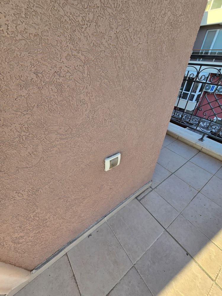 New One-Bedroom Apartment in Pomorie – Renovated, Ready for Furnishing, with a Spacious Balcony and Barbecue