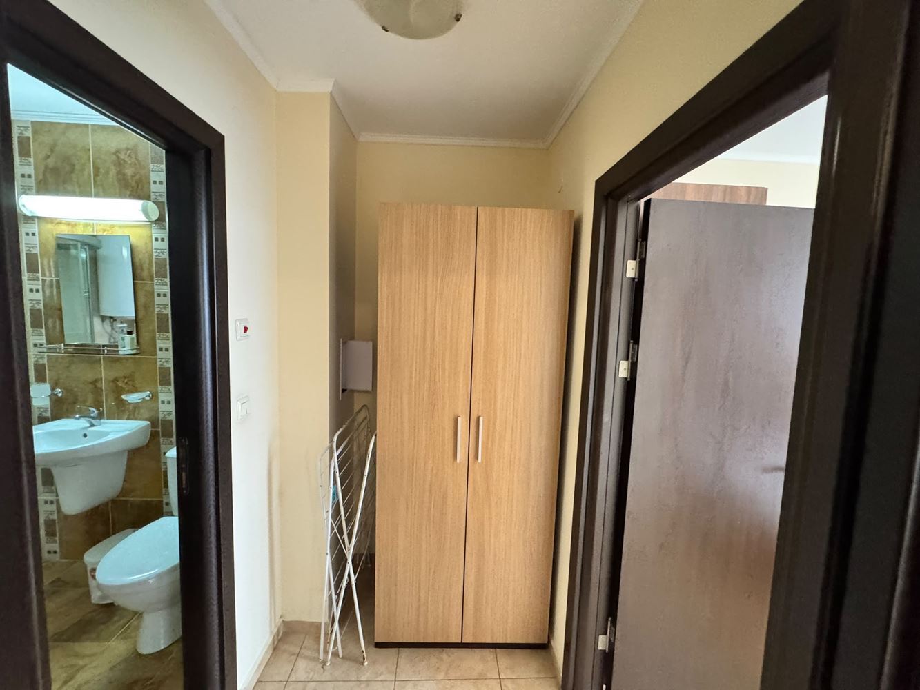 One-Bedroom Apartment with Pool View in Nessebar – Comfort, Sea and Excellent Conditions for Holidays and Investment