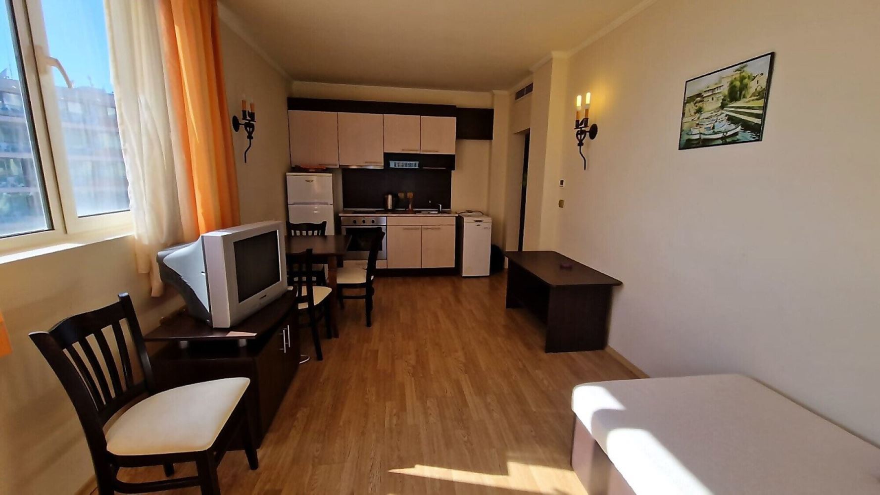 One-Bedroom Apartment with Breathtaking Panoramic Sea Views on the First Line in Elenite