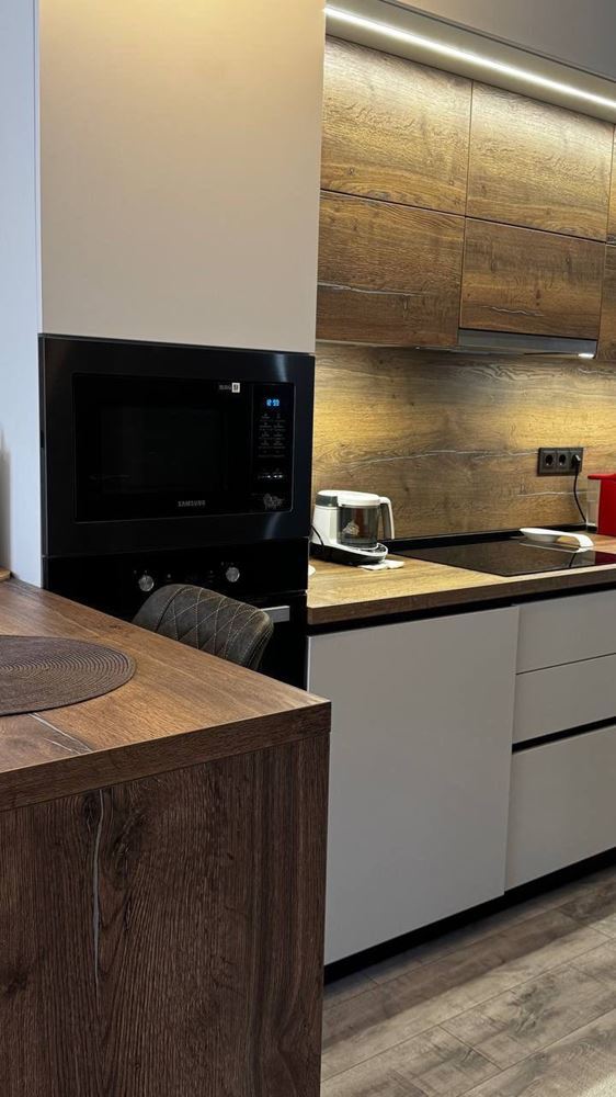 One-bedroom apartment in a prestigious complex with sea and greenery views