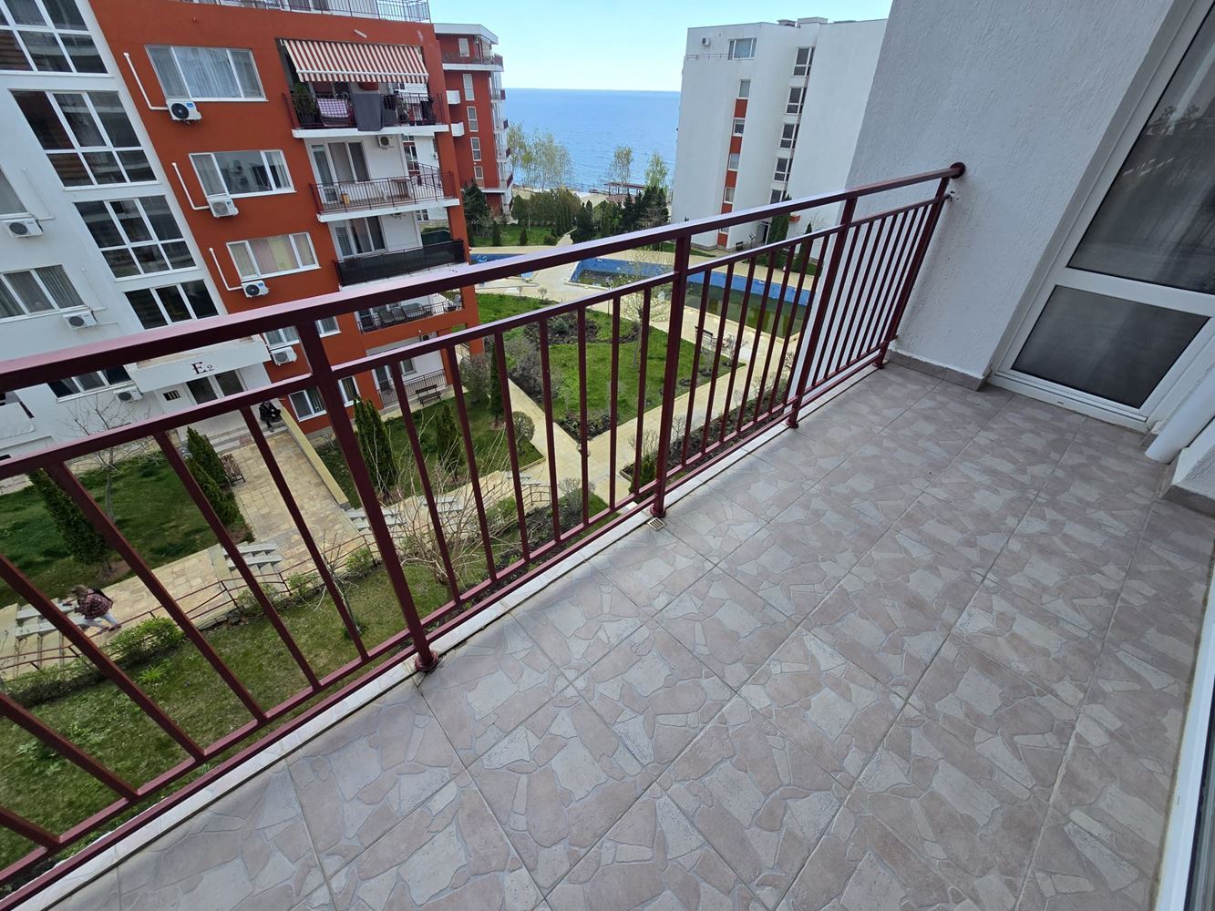 Wonderful One-Bedroom Apartment in Sveti Vlas with Sea View – Excellent Investment Just Steps from the Beach