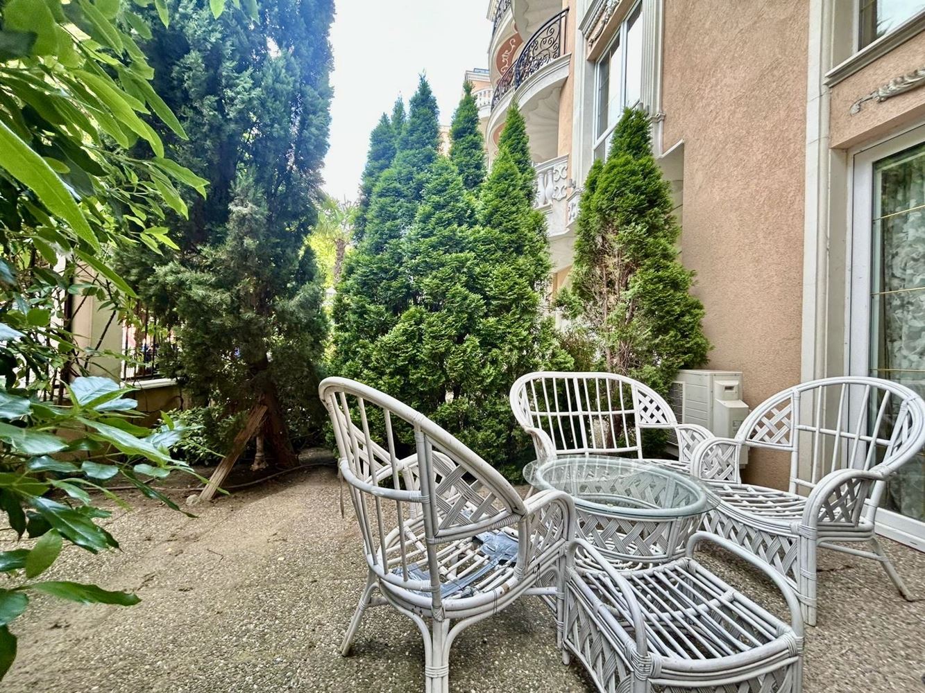 Luxury Maisonette with Garden in an Elite Complex – Comfort and Relaxation Near the Sea
