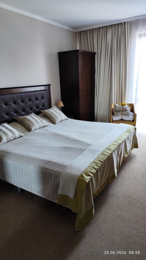 One-Bedroom Apartment with Pool View and Partial Sea View in Sunny Beach – Excellent Choice for Holidays and Investment