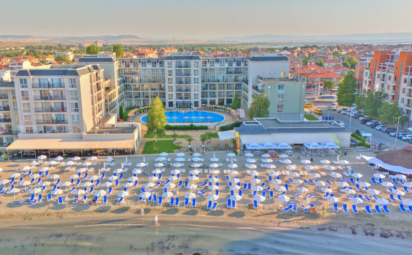 Luxury One-Bedroom Apartment with Panoramic Sea View in Pomorie